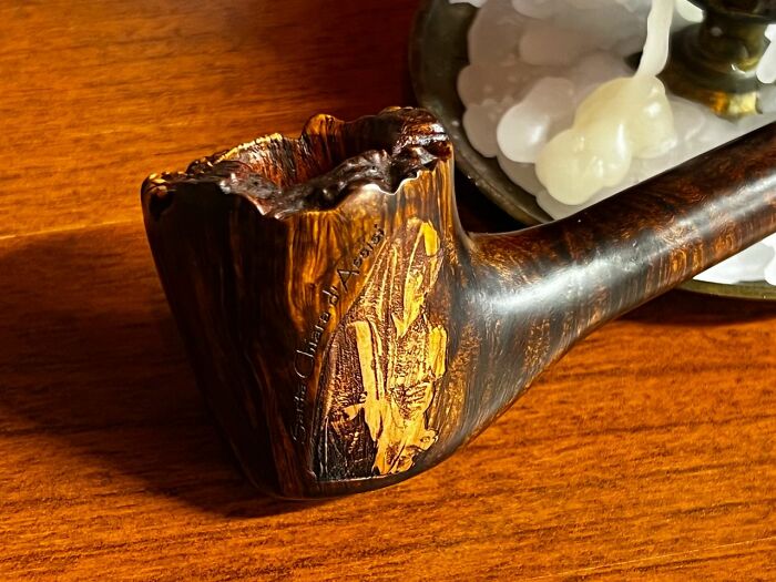 These Handcrafted Saint-Inspired Pipes Are Carved And Painted To Perfection (30 Pics)