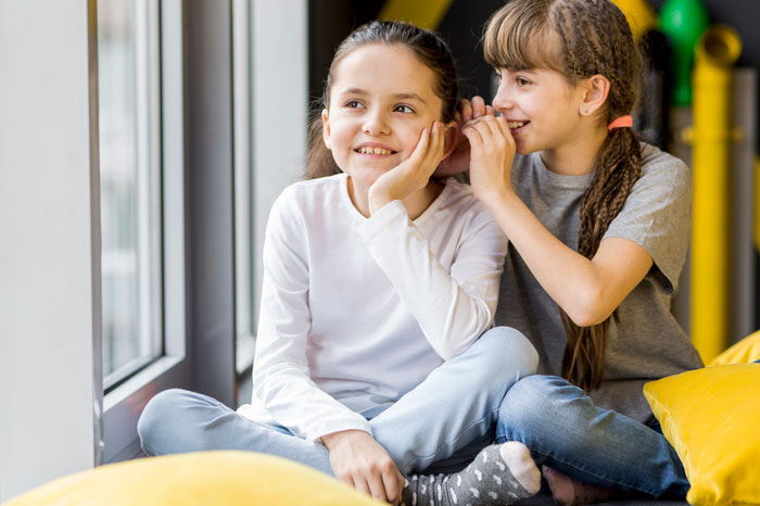 11YO Is Excluded From “Best Friend’s” B-Day Party, Is In Tears After They Facetime Her