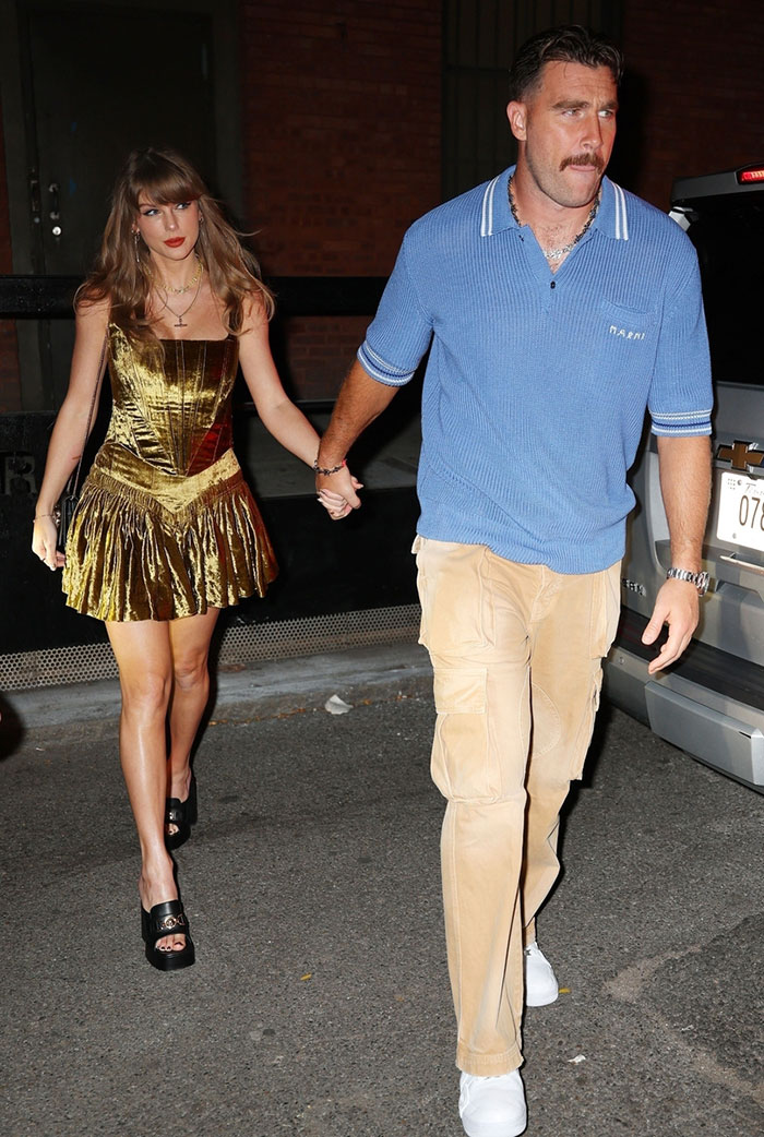 Taylor Swift Sparks Concern As Fans Spot Alarming Detail After Date Night With Travis Kelce