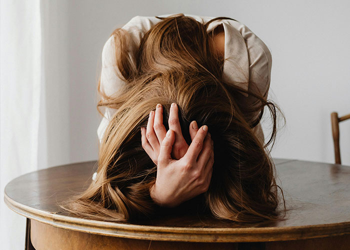 “It's Been 4 Years And I Still Cry”: 40 Life Events You’ll Never Fully Grasp Until They’re Yours