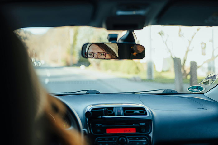 “One Of The Most Terrifying Experiences”: Things People Swear They've Seen But Nobody Believes Them