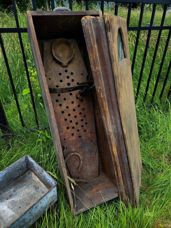 Found This Victorian Child's Casket With Body Board, Glass Window, And Metal Pan To Hold Ice While At The Wake/Transporting At The Market A Few Years Back