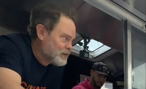 “Mean” Interaction Between Rainn Wilson And Influencer Visiting His Food Truck Goes Viral