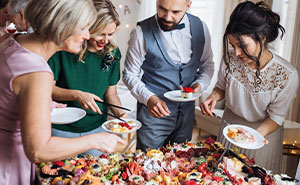 Wedding Buffet Turns Into The Hunger Games As Guests Are Forced To Fight Over Scraps