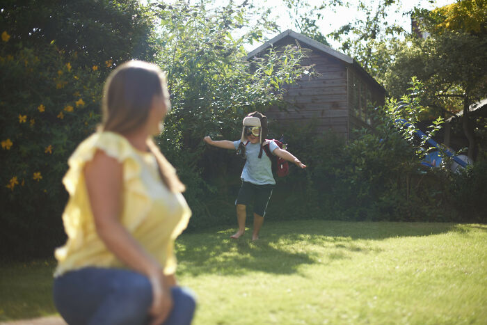 Mom Lets Her Kids Wreak Havoc On Neighborhood, Despite Having The Cops Called Multiple Times