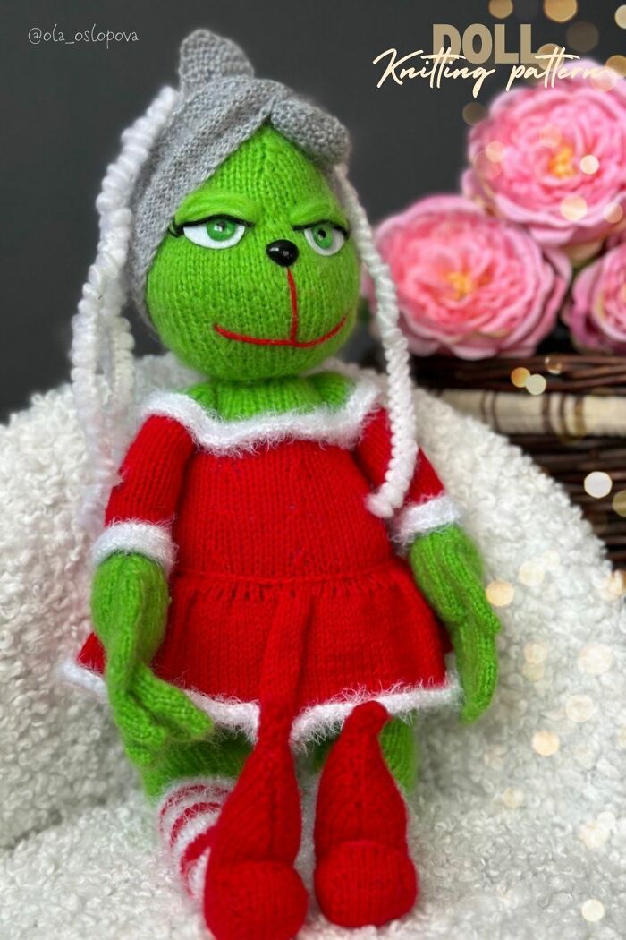 My 10 Christmas-Themed Knitting Patterns