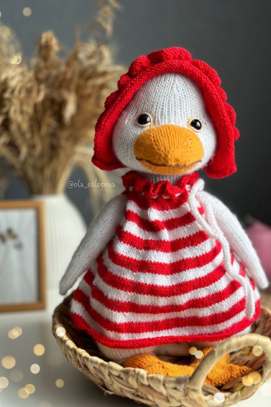 #6 Christmas Goose Knitting Pattern