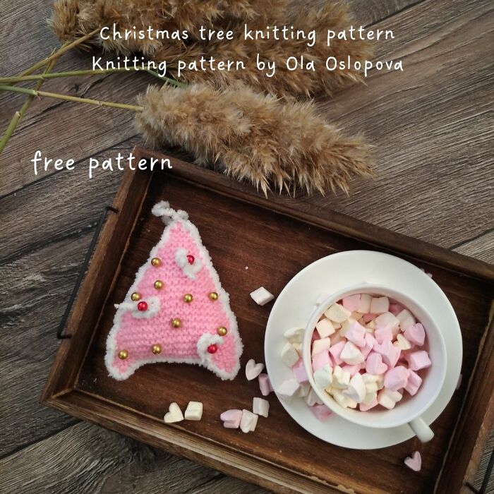 My 10 Christmas-Themed Knitting Patterns