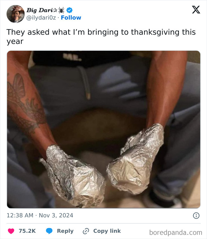 Person jokingly wrapped hands in foil for Thanksgiving, showcasing funny tweets online.