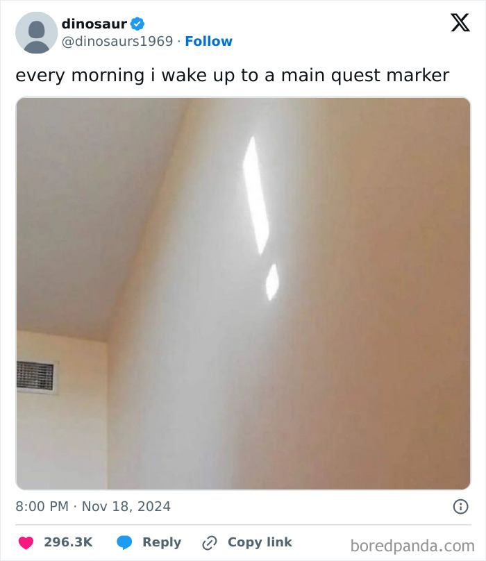 Wall with a bright light spot resembling a quest marker, featured in funny tweets online for November.