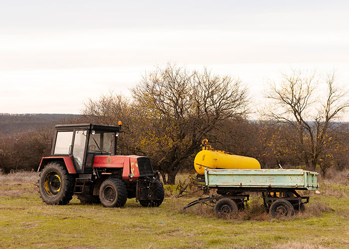 HOA Think They Can Tell This Farmer What To Do: "Going To Fine Me $1,000 A Day"