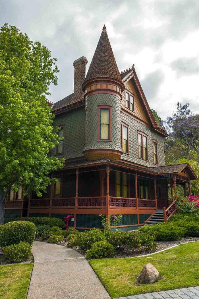 Victorian House