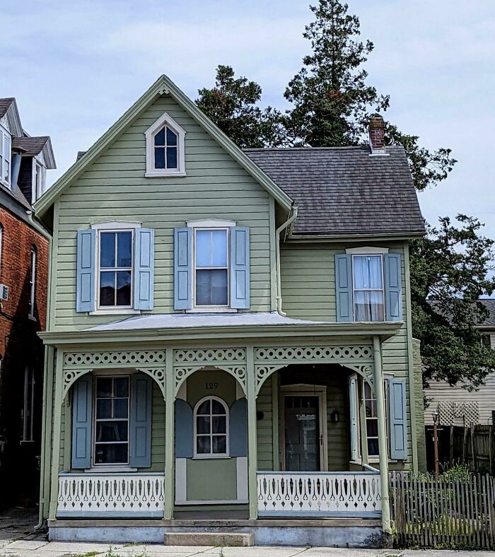 Closed On My First House Today At Age 21! She’s 132 Years Old Built In 1890. Can’t Wait To Take On Various Restoration Projects And Let The Original Beautiful Details Shine Through Once More!