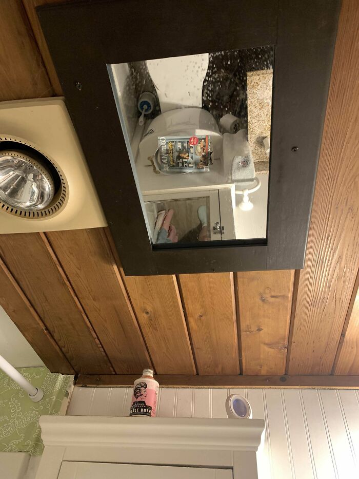 There’s A Mirror Screwed Into The Ceiling Above The Toilet In My Airbnb (Oc)