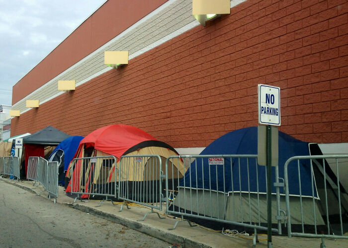 The Benefit Of Living In Fl Before Black Friday I Guess...this Was Outside Of My Best Buy In Tampa