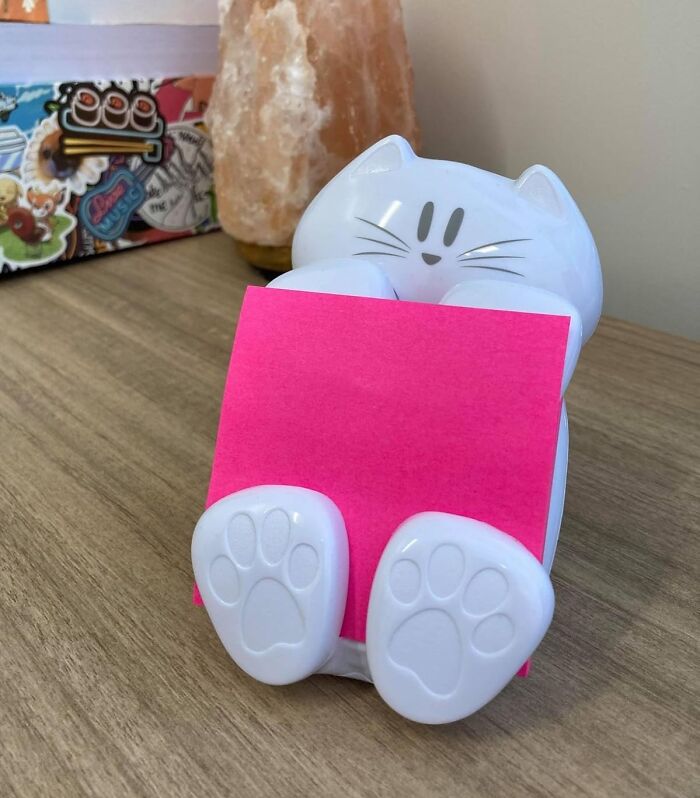 Purr-Fectly Dispense Your Post-Its With The Cat Post-It Dispenser, A Feline-Fun Way To Keep Your Notes And Reminders In Order 