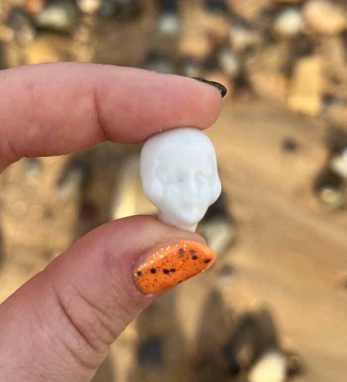 Found A Small Head. Have No Idea How I Spotted This But I’m So Intrigued About Where The Rest Of Them Is Now