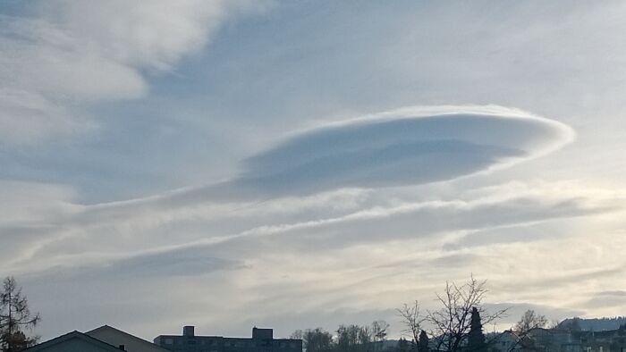 This Cloud Looks Like The Enterprise (Star Trek)