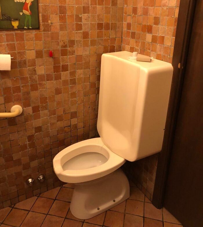 I See Your Giant Toilet Seat With The Largest Toilet Tank I’ve Ever Seen