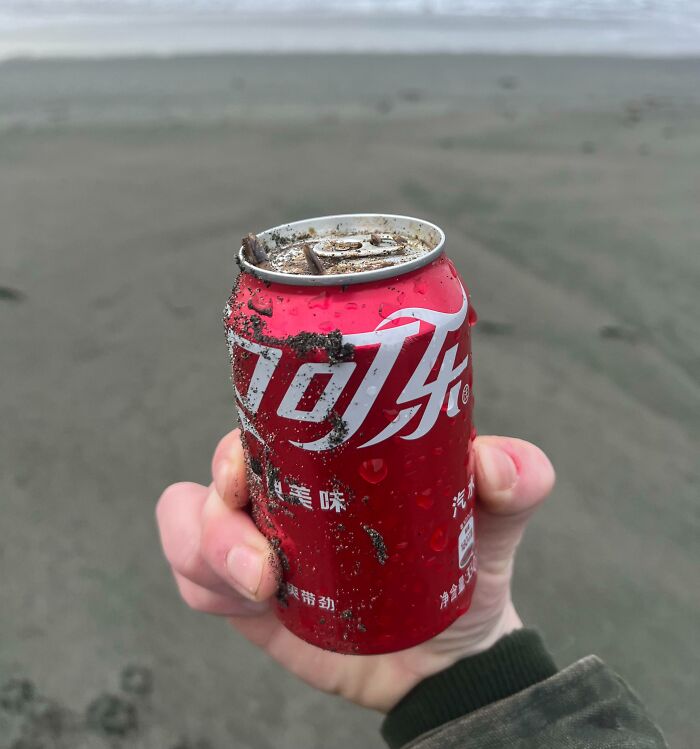 Unopened Can Of Coke From Japan I Found At The Beach In Alaska!