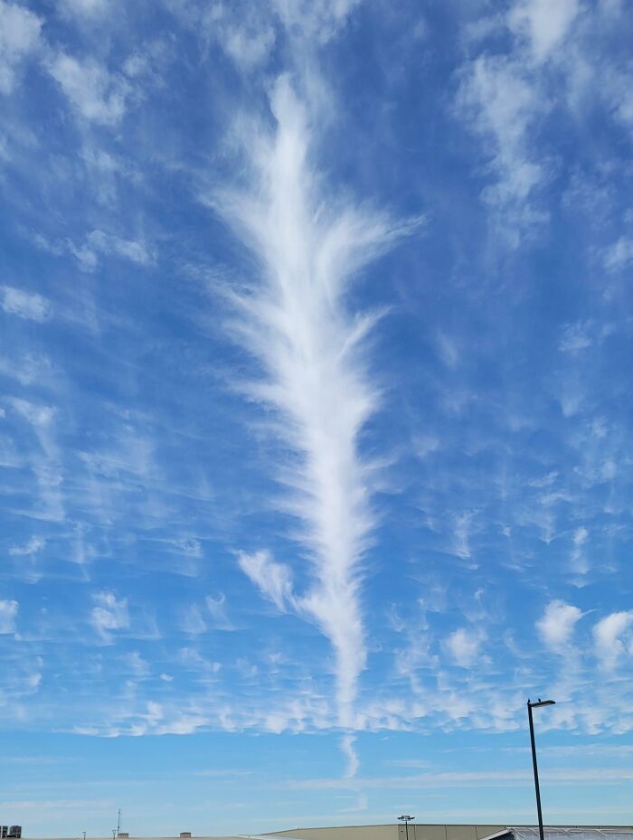 This Cloud A Saw At Work