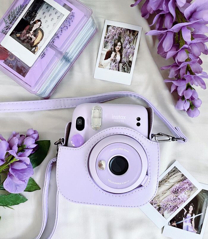 Snap, Print, And Relive The Instant Magic Of Photography With The Retro-Chic Fujifilm Instax Mini 11 Instant Camera