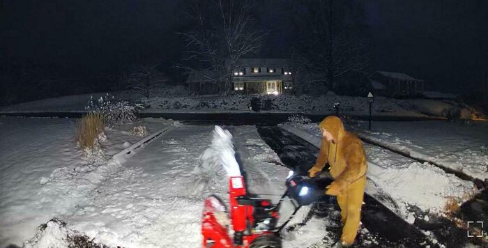 When Your Neighbor Graciously Takes Care Of Your Driveway Without Even Asking Them To