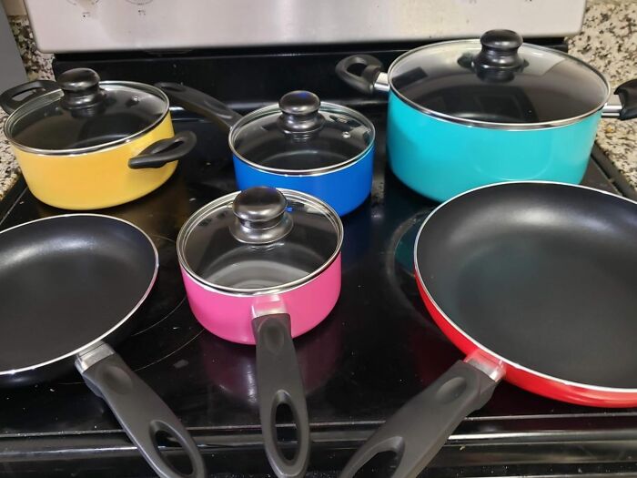 Brighten Up The Kitchen With The Vibrant And Functional Colorful 15-Piece Non Stick Kitchen Cookware Set