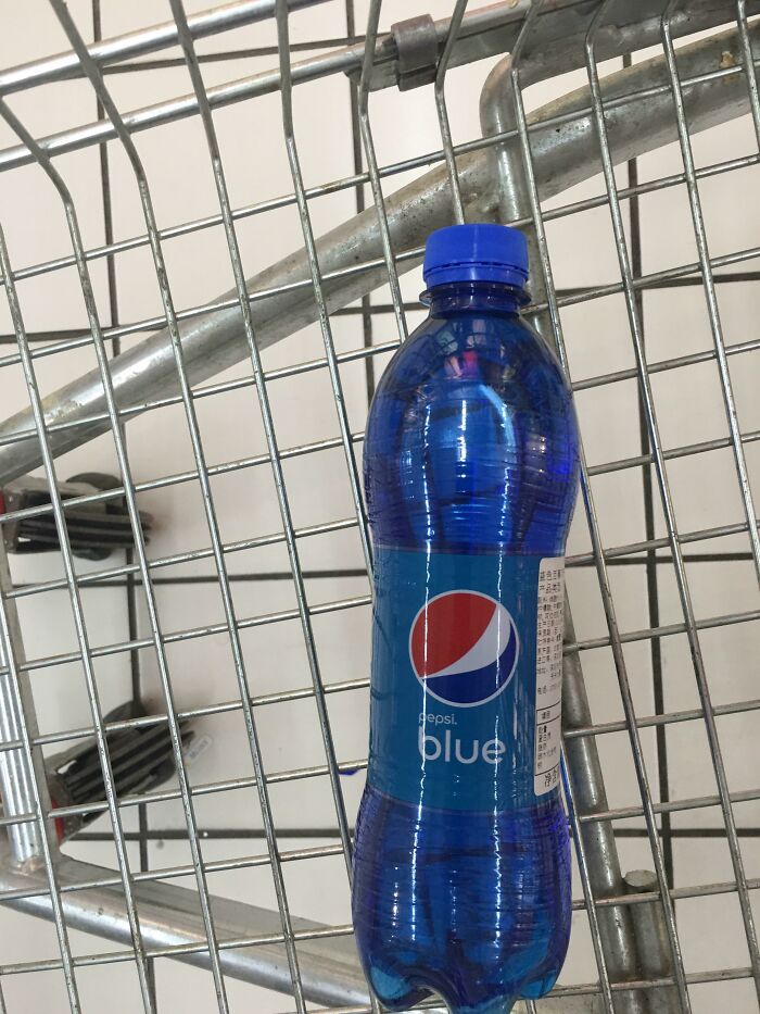 My Friend Found A Blue Pepsi In China (Pepsi Blue Was Discontinued On 2004)