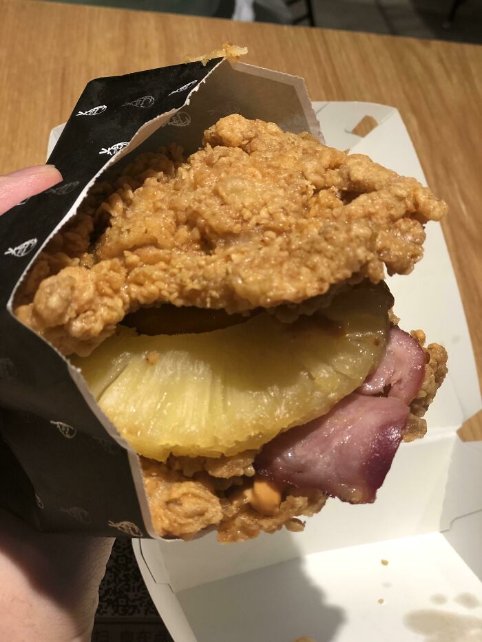 KFC In China, 2 Deep-Fried Chicken As Patties, Pineapple And Ham?!???!??