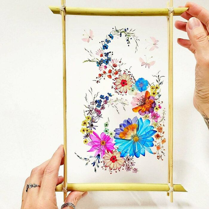 I Made Frames From Real Dried Flowers. And Don't Worry, Butterflies And Dragonflies Are Also Made From Dried Flowers