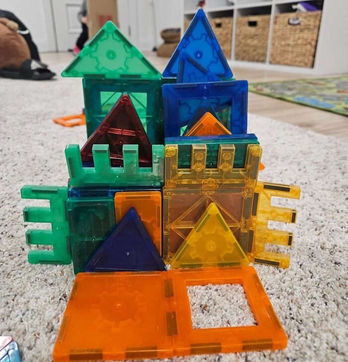 These Magnetic Building Tiles Will Have Your Kids Constructing Amazing 3D Creations In A Snap! They're A Fun And Engaging Way To Inspire Creativity And Learning