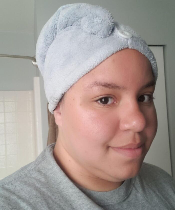 This Microfiber Hair Towel Is Like A Magic Trick For Your Hair! It Dries Your Locks Faster Than A Speeding Bullet