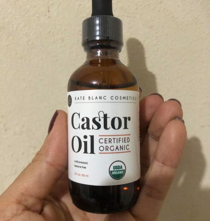 Nourish Your Lashes And Brows With This Kate Blanc Cosmetics Castor Oil And Get That Natural, Lush Look Everyone Will Envy