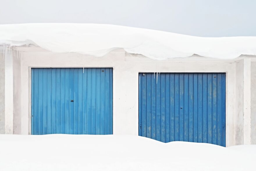 Garages © Jaroslav Mares