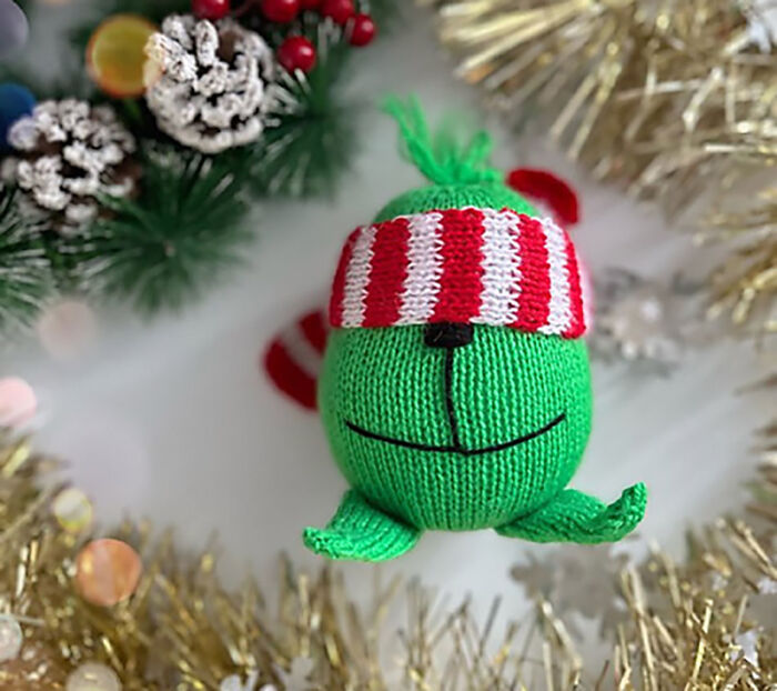 Grinch-Tastic! The Most Mischievous Christmas Character Crocheted To Perfection!