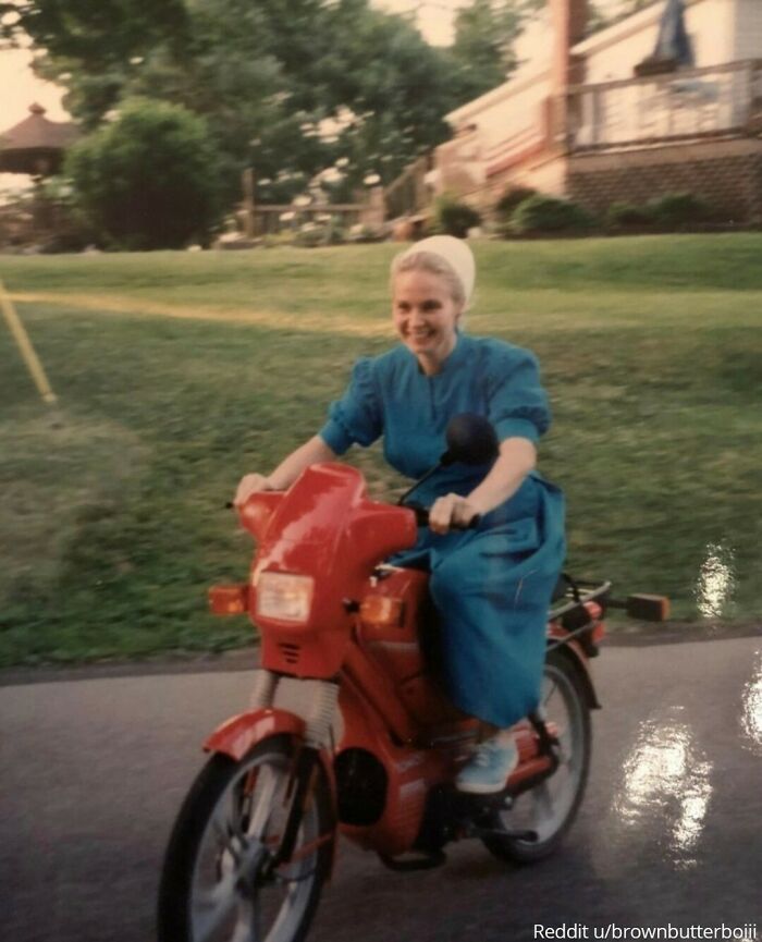 “Mi madre era Amish en los 90. Al parecer, cuando se tomó esta foto tenía problemas con la iglesia por haberse separado tres veces”