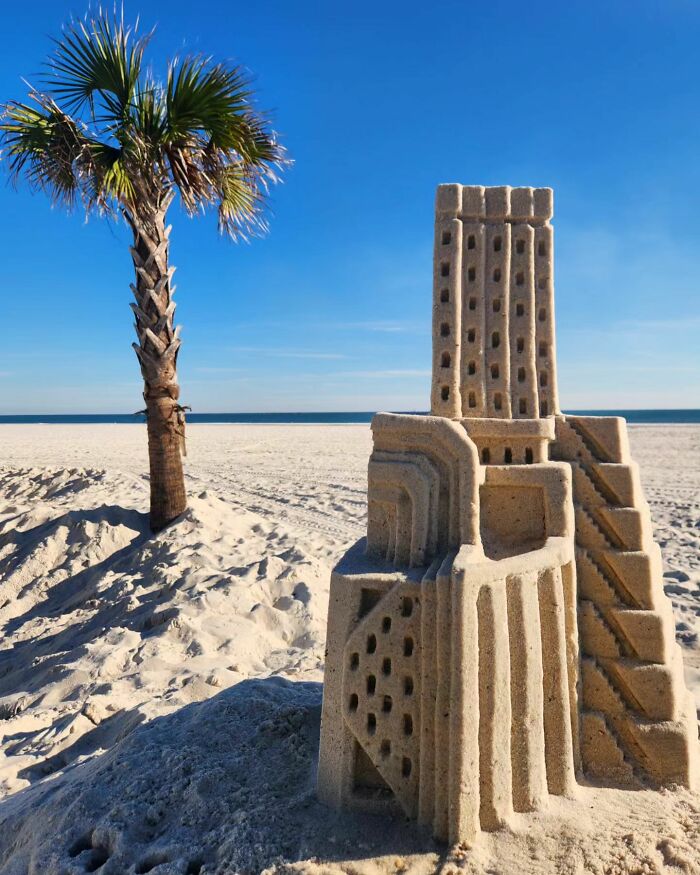 From Childhood Castles To Coastal Masterpieces: The Art Of Janel Hawkins' Sand Architectures (30 Pics)