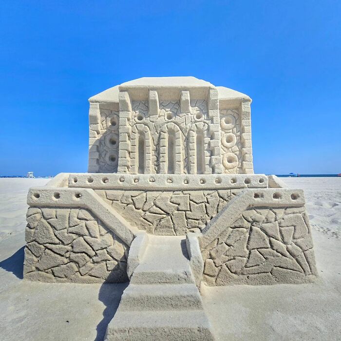 From Childhood Castles To Coastal Masterpieces: The Art Of Janel Hawkins' Sand Architectures (30 Pics)