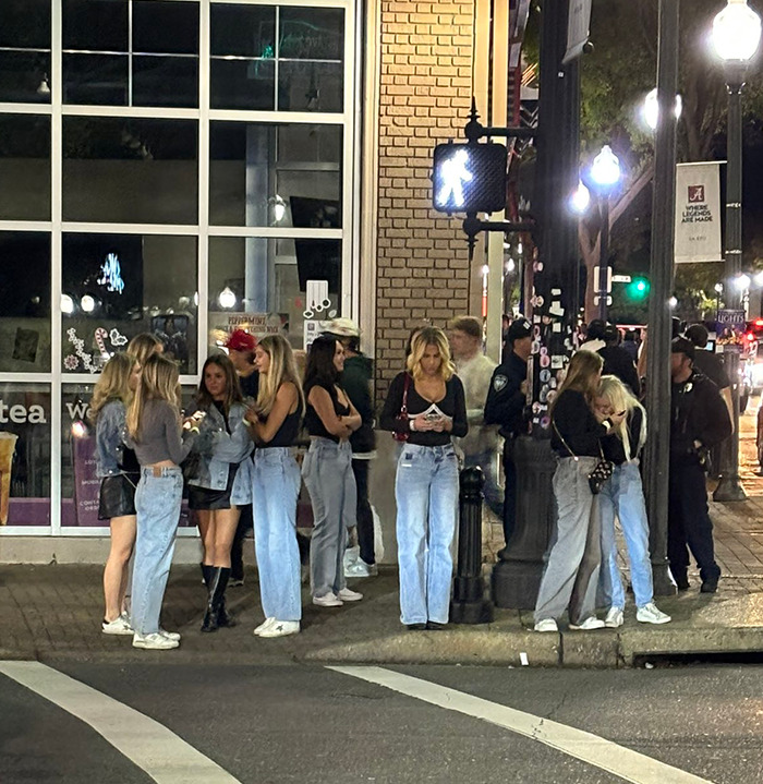 Viral Photo Of Gen Z Women Sparks Heated Fashion Debate: "Nobody Has Style"