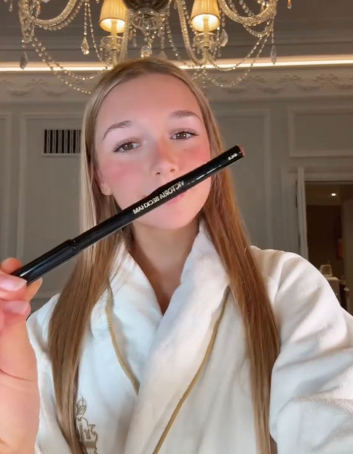 "She Looks Like An Older Woman": People Fume Over David Beckham’s 13YO Daughter’s Makeup Video