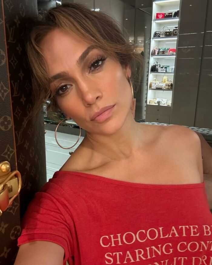 Jennifer Lopez Storms Off After Question About Ex-Boyfriend Sean "Diddy" Combs