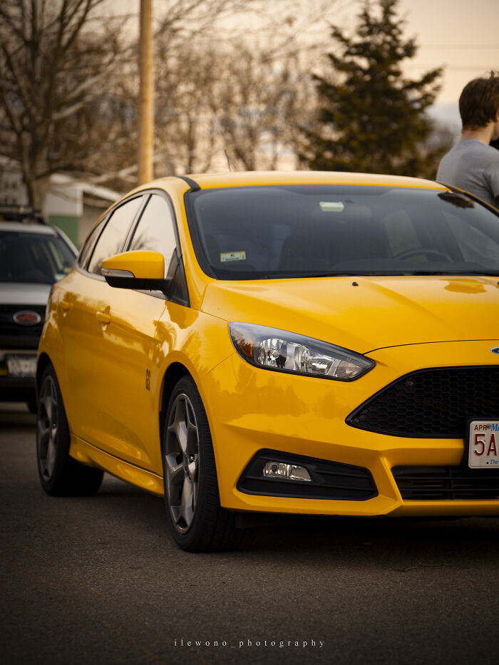 I Took Pictures Of The Ford Focus St With Canon 5d Mark II (8 Pics)