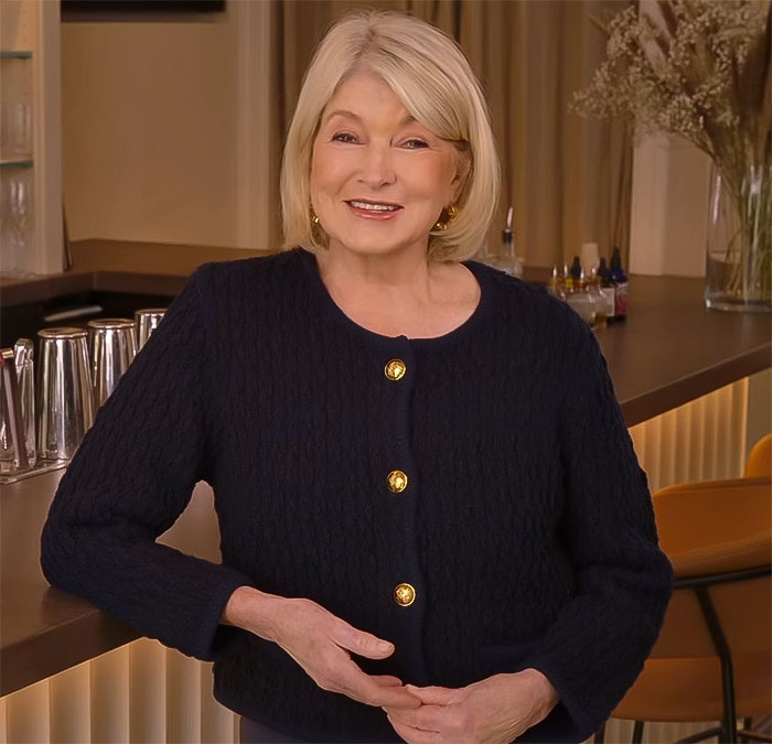 Outrage Sparked As Martha Stewart Pushes “Touchy” Drew Barrymore Away In “Creepy” Interview