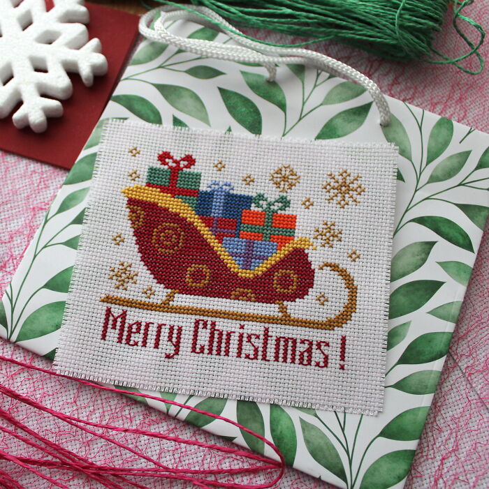 My Easy Christmas Patterns For Cross Stitch Lovers (12 Pics)