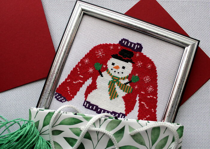 My Easy Christmas Patterns For Cross Stitch Lovers (12 Pics)