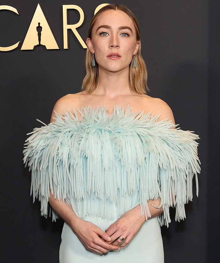 "Beautiful From The Neck Up": Fans Have Lots To Say About Saoirse Ronan's Latest Red Carpet Look