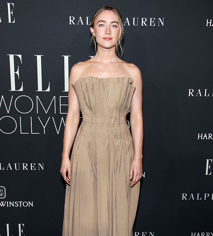 "Beautiful From The Neck Up": Fans Have Lots To Say About Saoirse Ronan's Latest Red Carpet Look