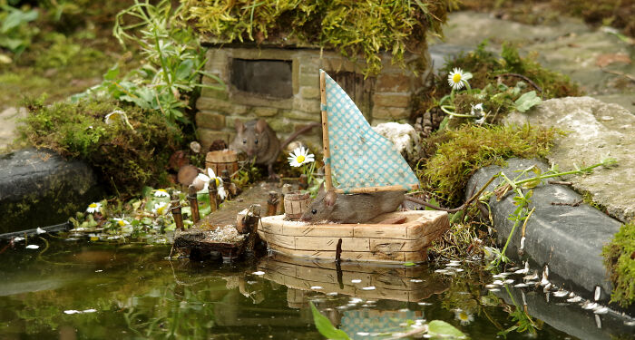 The Mice Love To Go Sailing On The Garden Pond