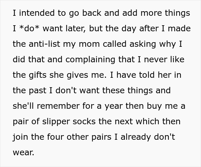 Text about a woman making a Christmas anti-list to avoid unwanted fun socks and gifts from her mom.